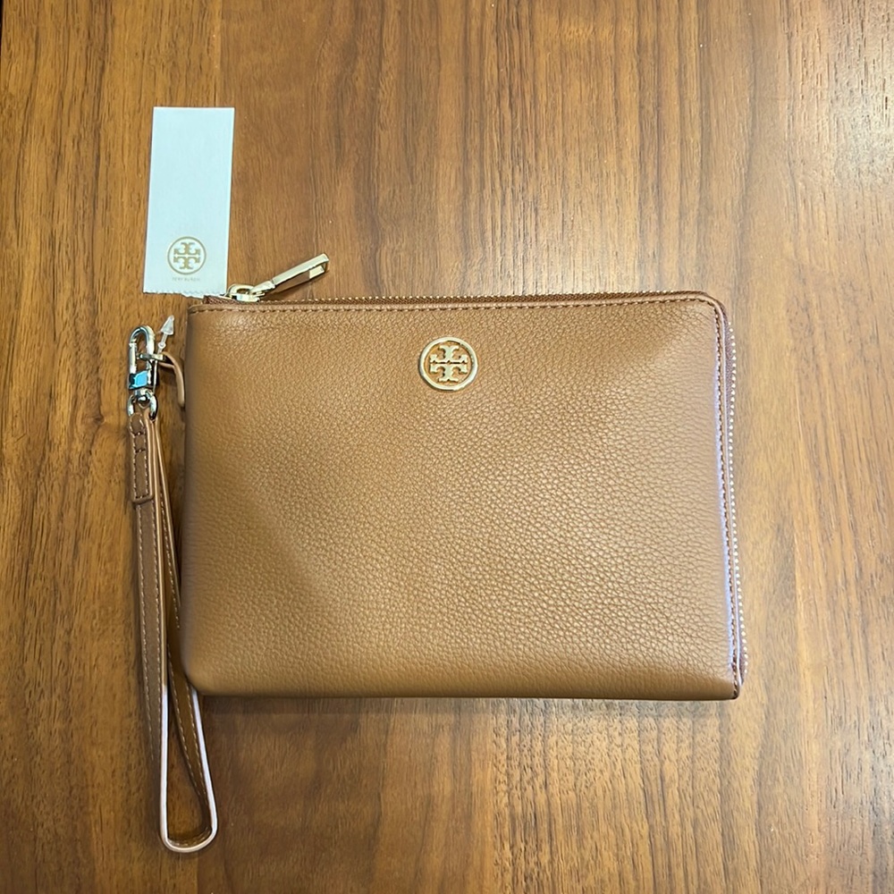 NWT Tory Burch Landon Large Wristlet